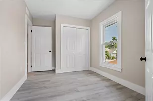 719 22nd St W, Bradenton, FL 34205 - Photo 21