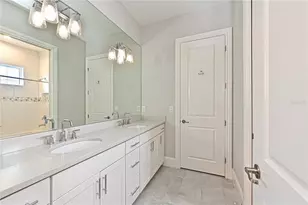 17110 Verona Pl, Lakewood Ranch, FL 34202 - Photo 23