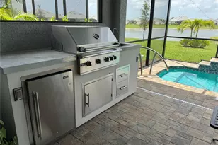 239 O'keeffe Cir, Bradenton, FL 34212 - Photo 41