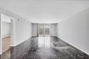 101 S Gulfstream Ave, Sarasota, FL 34236 - Photo 13