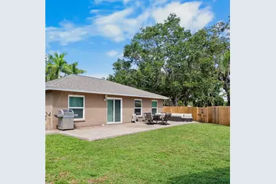 2761 Feiffer Circle, Sarasota, FL 34235 - Photo 31