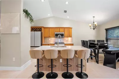 2761 Feiffer Circle, Sarasota, FL 34235 - Photo 9