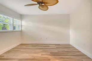 119 Whispering Sands Cir, Sarasota, FL 34242 - Photo 25