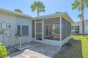 119 Whispering Sands Cir, Sarasota, FL 34242 - Photo 17