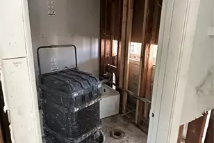 13434 1st St E, Madeira Beach, FL 33708 - Photo 7