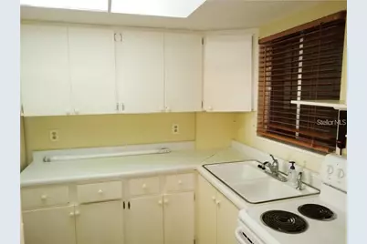 4109 Lake Bayshore Drive #407, Bradenton, FL 34205 - Photo 7