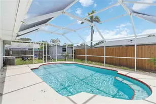 111 66th St Ct E, Bradenton, FL 34208 - Photo 3