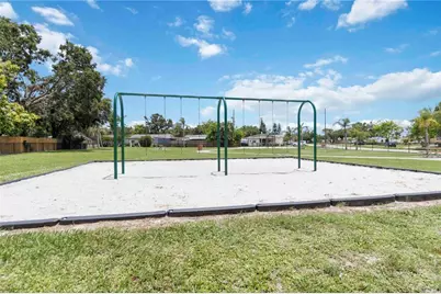 111 66th Street Court E, Bradenton, FL 34208 - Photo 37