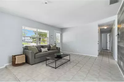 111 66th Street Court E, Bradenton, FL 34208 - Photo 5