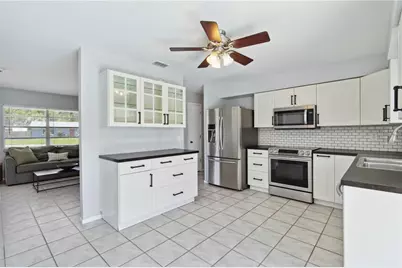 111 66th Street Court E, Bradenton, FL 34208 - Photo 11