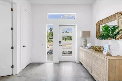 2065 Goldenrod Street, Sarasota, FL 34239 - Photo 5