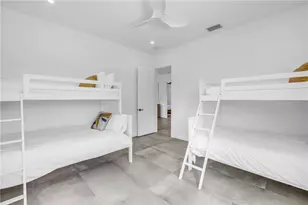 2065 Goldenrod St, Sarasota, FL 34239 - Photo 33