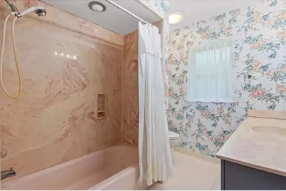 1541 Flower Drive, Sarasota, FL 34239 - Photo 43