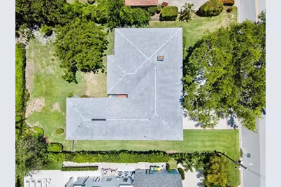 1541 Flower Drive, Sarasota, FL 34239 - Photo 7