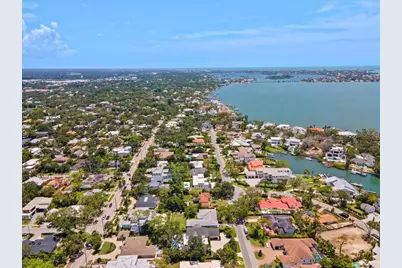 1541 Flower Drive, Sarasota, FL 34239 - Photo 55