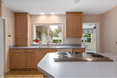 1541 Flower Drive, Sarasota, FL 34239 - Photo 23