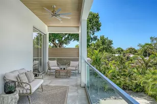 2124 Clematis Pl, Sarasota, FL 34239 - Photo 35