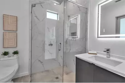 2124 Clematis Place, Sarasota, FL 34239 - Photo 29