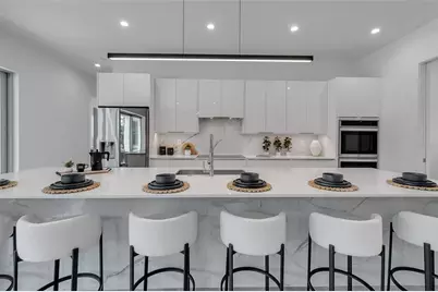 2124 Clematis Place, Sarasota, FL 34239 - Photo 7