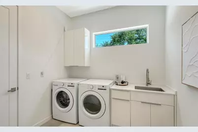2124 Clematis Place, Sarasota, FL 34239 - Photo 47