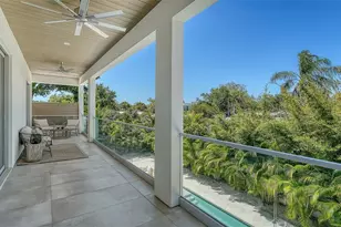 2124 Clematis Pl, Sarasota, FL 34239 - Photo 31