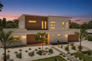 2124 Clematis Pl, Sarasota, FL 34239 - Photo 1