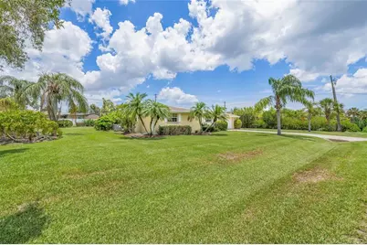 336 Highland Shores Dr, Ellenton, FL 34222 - Photo 9