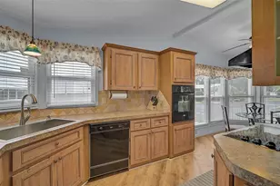 5707 45th St E, Bradenton, FL 34203 - Photo 7