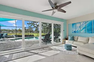 538 Magellan Dr, Sarasota, FL 34243 - Photo 33