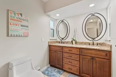 538 Magellan Drive, Sarasota, FL 34243 - Photo 27