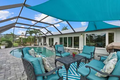 538 Magellan Drive, Sarasota, FL 34243 - Photo 9