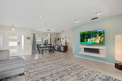 538 Magellan Drive, Sarasota, FL 34243 - Photo 33