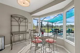 538 Magellan Dr, Sarasota, FL 34243 - Photo 29