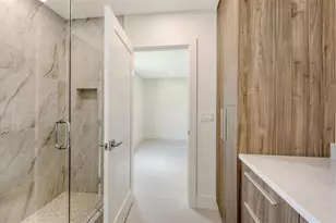 2590 Floyd St, Sarasota, FL 34239 - Photo 67