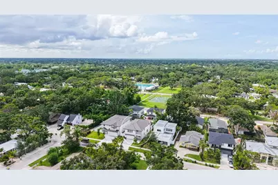 2590 Floyd Street, Sarasota, FL 34239 - Photo 3