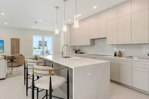 2590 Floyd St, Sarasota, FL 34239 - Photo 35