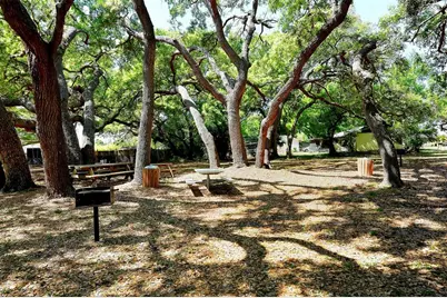 2590 Floyd Street, Sarasota, FL 34239 - Photo 89