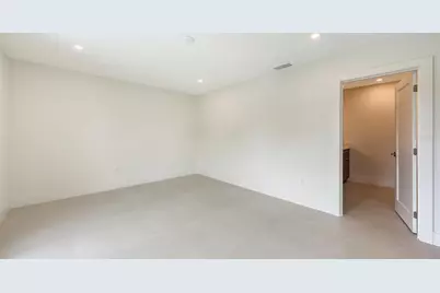 2590 Floyd Street, Sarasota, FL 34239 - Photo 61