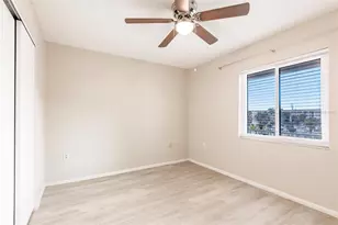 3635 Lake Bayshore Dr, Bradenton, FL 34205 - Photo 23