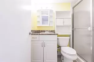 3635 Lake Bayshore Dr, Bradenton, FL 34205 - Photo 17