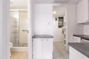 3635 Lake Bayshore Dr, Bradenton, FL 34205 - Photo 19