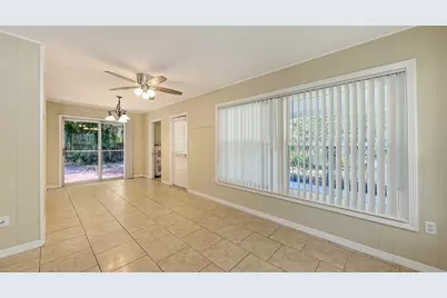 2462 Hyde Park Street, Sarasota, FL 34239 - Photo 7