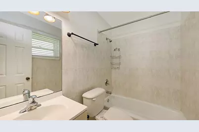 2462 Hyde Park Street, Sarasota, FL 34239 - Photo 19