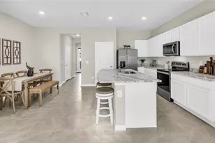 4124 Gold Dust Ln, Sarasota, FL 34243 - Photo 9