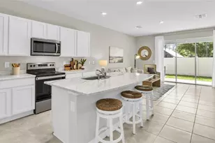 4116 Gold Dust Ln, Sarasota, FL 34243 - Photo 7