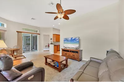 6312 41st Court E, Sarasota, FL 34243 - Photo 13