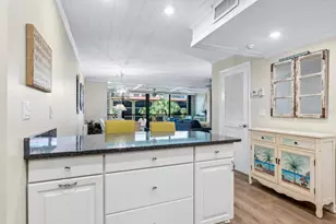 8710 Midnight Pass Rd, Sarasota, FL 34242 - Photo 9