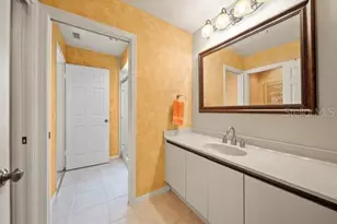 2181 Harbourside Dr, Longboat Key, FL 34228 - Photo 25