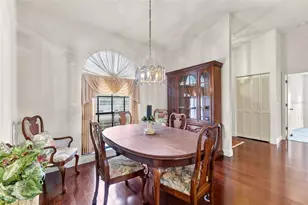 2559 Wood Oak Dr, Sarasota, FL 34232 - Photo 9