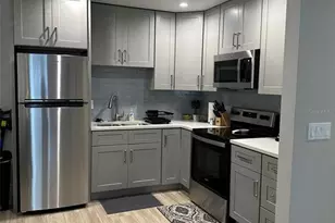 302 19th St E, Bradenton, FL 34208 - Photo 5